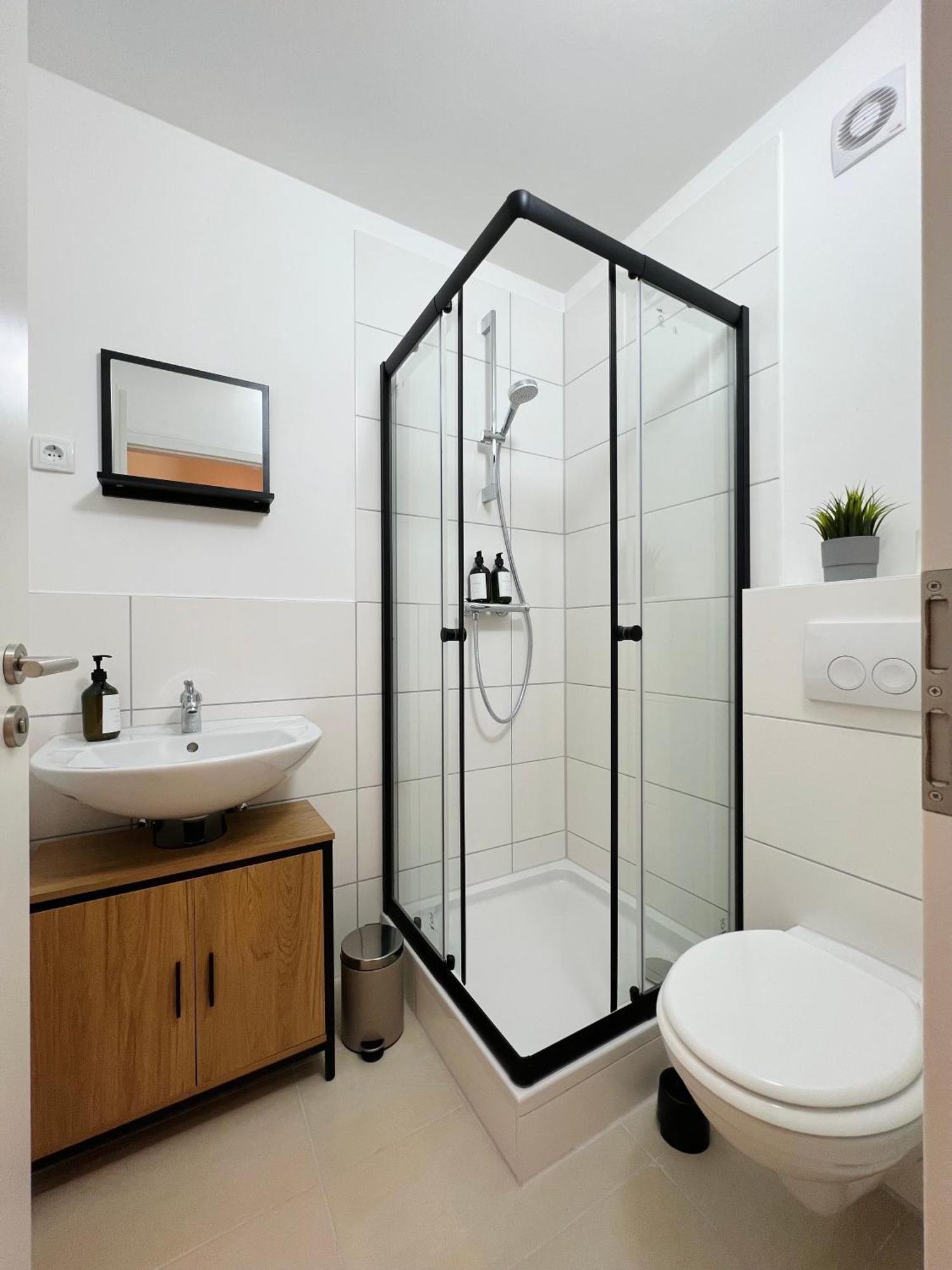 Sali - Remscheid - Apartmenthaus Экстерьер фото